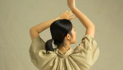 雨季来临 降速行驶勿“水滑”