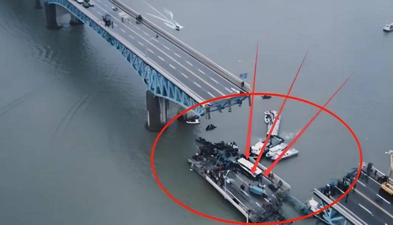 回顾11.8万亿越南盾大桥通车3天就坍塌，百万民众索赔中国？为何？