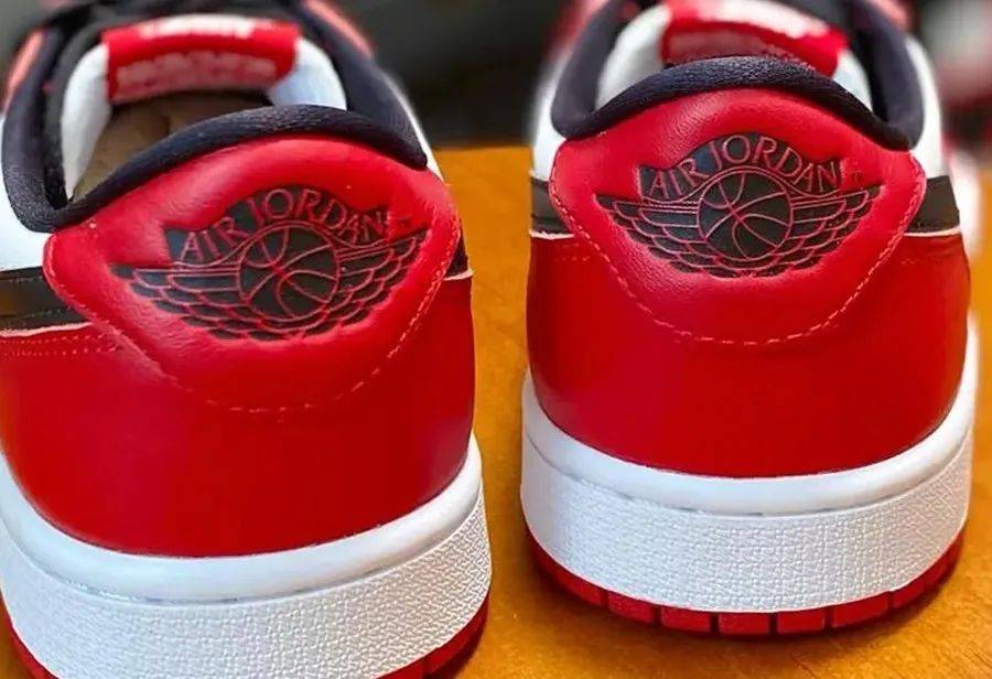 市价逆天！芝加哥 AJ1 Low 复刻日期有了！